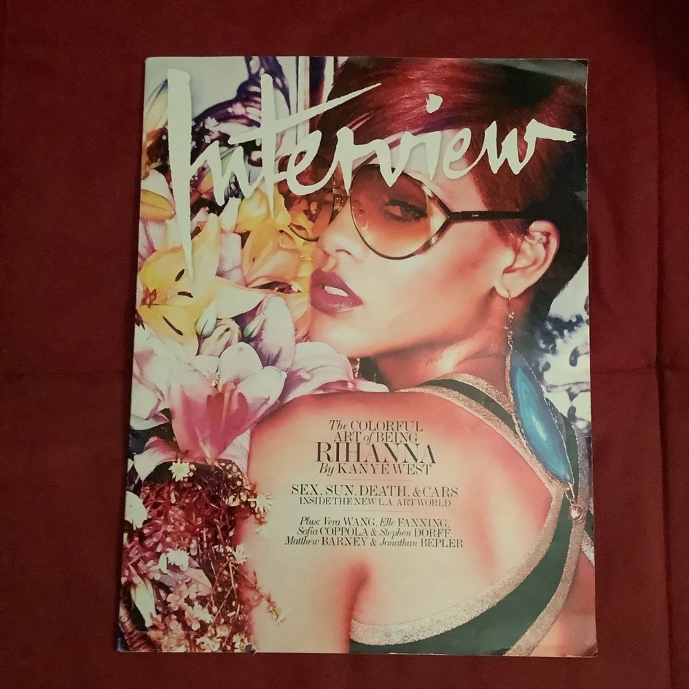 Interview Magazine feat. Rihanna! 2011 - Picture 1 of 4